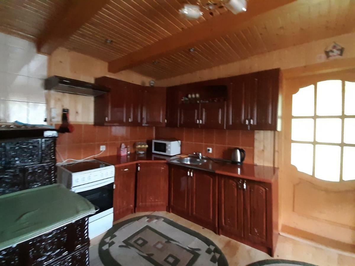 Котедж "Барвінок" Verkhovyna Extérieur photo
